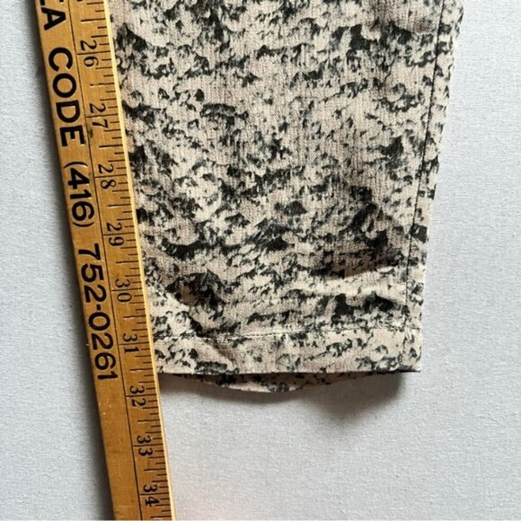 Obakki patterned silk taper relaxed pants Sz 4/ 30" waist - Picture 10 of 11